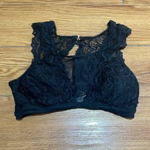 Black Lace Bralette!